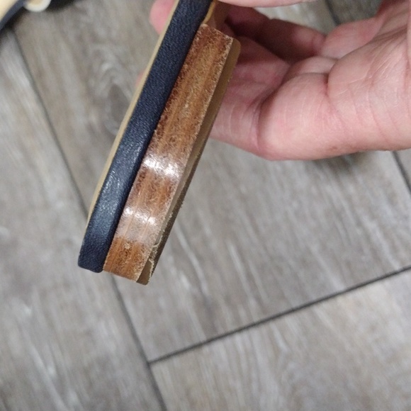 Talbots blue knot leather sandals. Size 7.5 - Picture 5 of 11